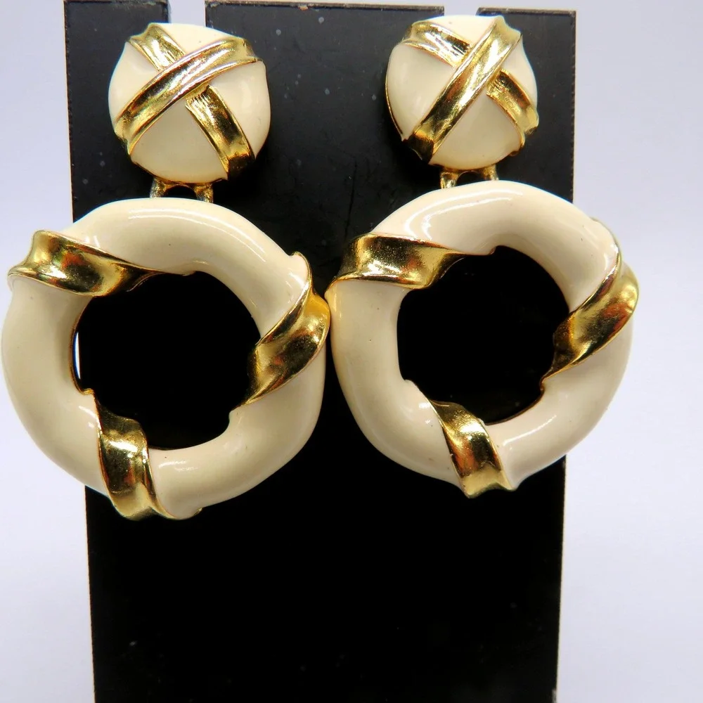 Vintage Cream Enamel Gold Tone Door Knocker Hoop Drop Earrings 1.5 Inch